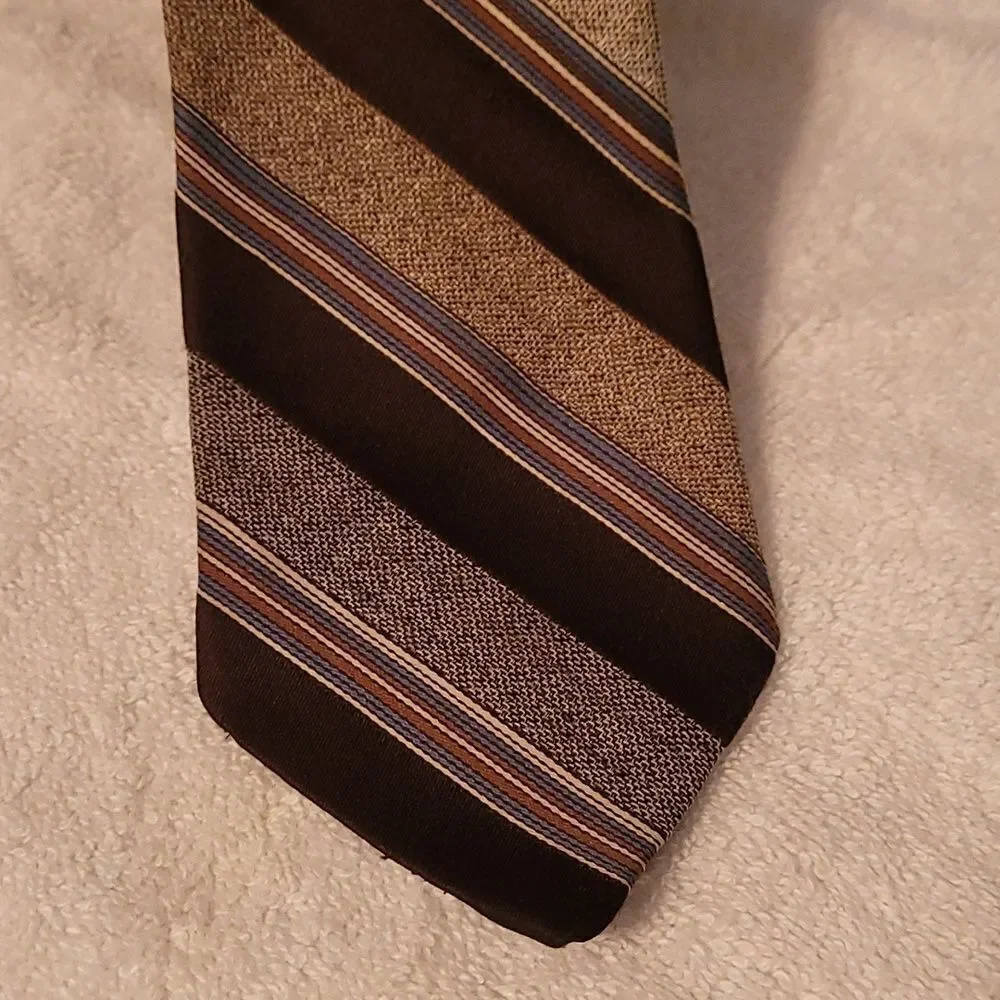 Vintage Ram brown‎ striped neck tie
